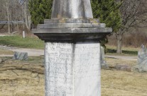 Midshipman Powers tombstone in Stonington